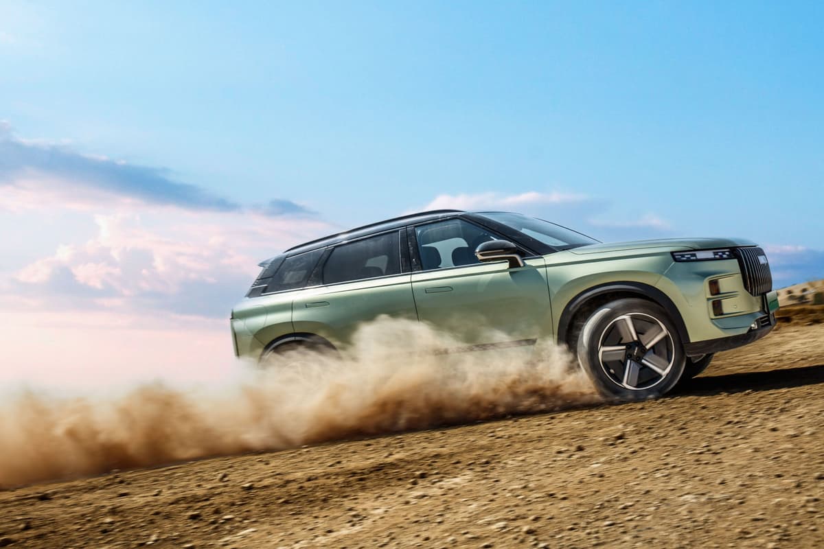 C7 SHS, C5 HEV and J5 BEV lead OMODA & JAECOO’s charge into the electrified era